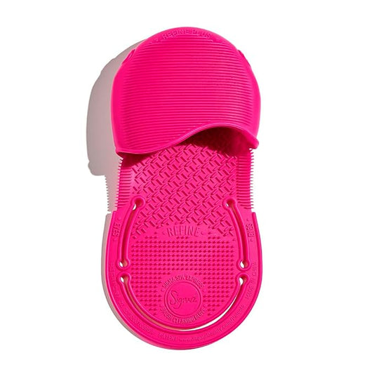 Sigma Spa® Express Travel Brush Cleaning Glove - Perfect for Cleaning Makeup Brushes On The Go