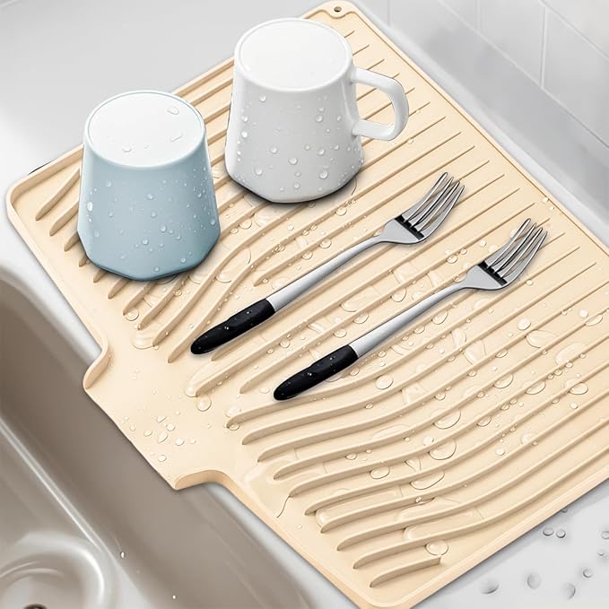 Silicone Dish Drying Mat for Kitchen Counter, Dish Drainer Mat, Non-Slip Drying Pad with Built-in Drain, Kitchen Drying Matt For Counter(18.9" x 11.8", Orange)