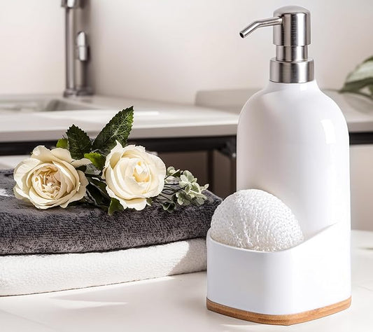 Kitchen Soap Dispenser with Sponge Holder, Refillable Acrylic Dish Soap Dispenser 17oz for Kitchen Sink and Bathroom, Anti Slip, Countertop Home Decor (White)