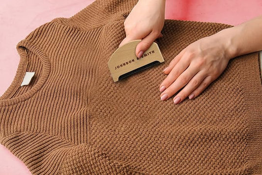 Sweater Comb - Cashmere Sweater Shaver Lint Scraper - Easy Grip Comb - Multifunction Fabric Clothes Shaver Pill Remover - Travel Pilling Remover Brush with Pouch