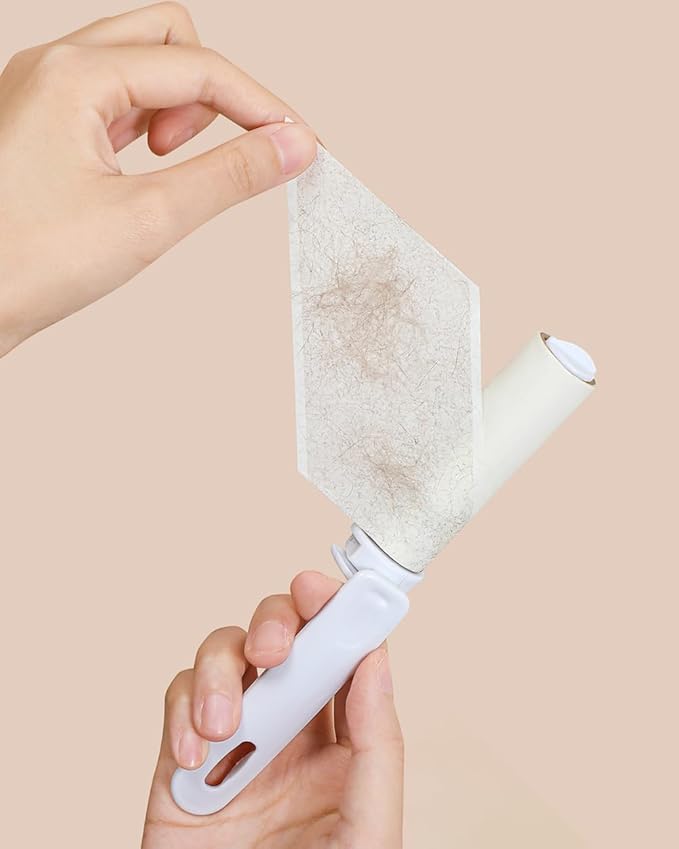 Travel Lint Roller Mini Refillable On The Go Lint Roller with Cover and 4 Refills Total 150 Extra Sticky Sheets for Pet Hair Lint Remover for Clothes (White)