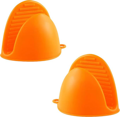 1 Pair Orange,Mini Silicone Oven Gloves, Mini Finger Protector Pot Holder for Kitchen,Cooking,Baking,BBQHeat Resistant Gloves，can be Washed in The Dishwasher
