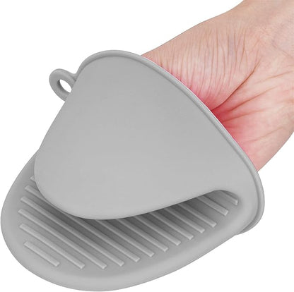 tifanso Silicone Oven Mitts Pot Holders for Kitchen Heat Resistant Small Kitchen Mittens Rubber Air Fryer Mitts Mini Pot Pinch Grip for Cooking and Baking 1 Pair (Grey)