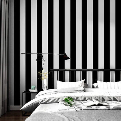Guvana Striped Peel and Stick Wallpaper Black and White Self-Adhesive Wallpaper 394"x17.7" Removable Contact Paper Waterproof Wall Paper for Livingroom Cabinets Shelves Drawer Liner Decor Vinyl Roll