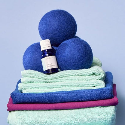 Capri Blue Volcano Laundry Fragrance Oil - Essential Oils for Wool Dryer Balls - Formulated with Grapefruit & Tangerine Essential Oils (0.5 fl oz)