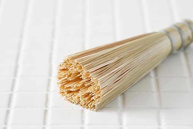 KAGOYA Sasara Bamboo Brush for Frying Pans and Woks (5.9inch(with strings))