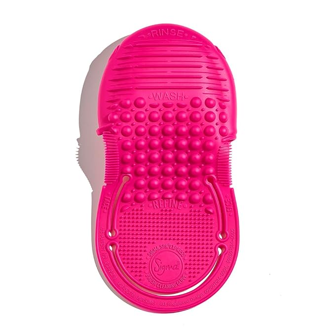 Sigma Spa® Express Travel Brush Cleaning Glove - Perfect for Cleaning Makeup Brushes On The Go