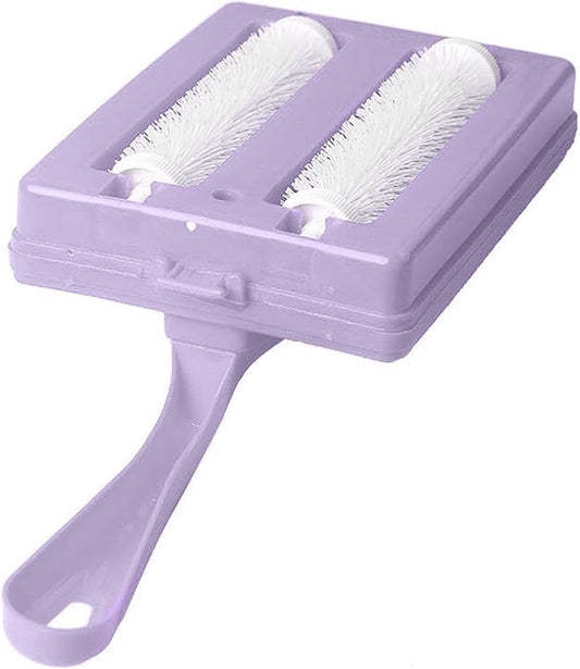 Carpet Debris Brush, Plastic Handheld Cleaning Brush Multi-Functional Handheld Double Roller Sofa Sweepers Carpet Cleaner Brush (Random)