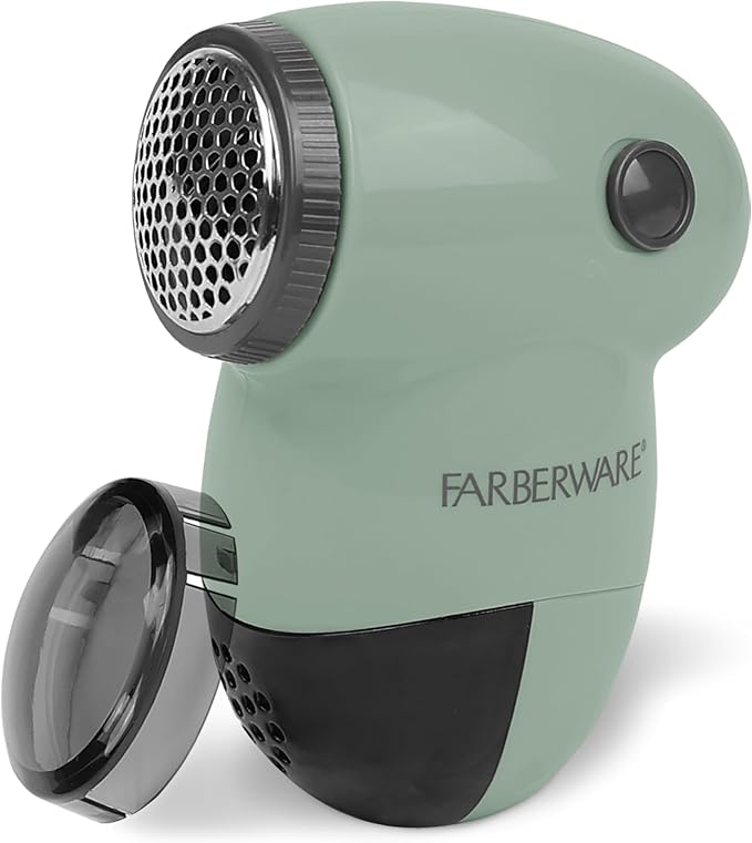 Farberware Fabric Shaver & Lint Remover for Clothes – Battery Operated Lint Shaver with Triple Blades, Sweater Shaver to Remove Pilling for Clothing, Couch, Furniture, Fuzz, Lint Balls
