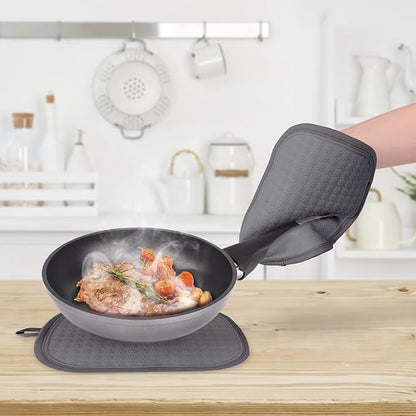 Hovico 2PCS Silicone Pot Holders, Oven Mitts Heat Resistant Hot Pads with Pockets, Non Slip Pot Holder for Kitchen Baking and Cooking| 9.8 x 7 Inches | Towel Cloth Interior Lining - Gray