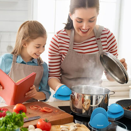 Thickened Mini Silicone Oven Mitts Heat Resistant, Rubber Oven Mitt Gloves, Finger Pinch Grips, Pot Holder, Silicone Potholder for Kitchen Cooking & Baking 1 Pair, Blue