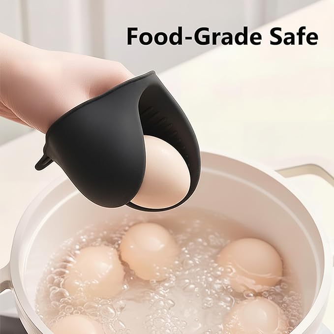 3 Pairs H(Black, Green, Yellow), Mini Silicone Oven Gloves, Mini Finger Protector Pot Holder for Kitchen,Cooking,Baking,BBQHeat Resistant Gloves，can be Washed in The Dishwasher