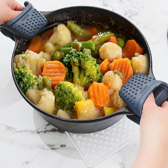 Dexas PinchMitt Silicone Oven Mitt - Single Heat Resistant Glove to 450°F, Non-Slip Grip, Dishwasher Safe, Gray
