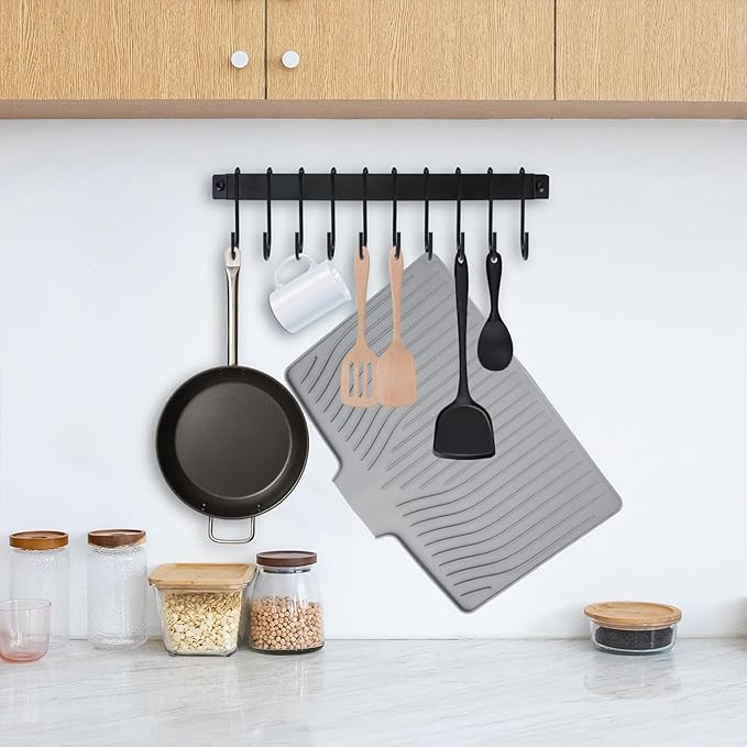 Silicone Dish Drying Mat for Kitchen Counter, Dish Drainer Mat, Non-Slip Drying Pad with Built-in Drain, Kitchen Drying Matt For Counter(18.9" x 11.8", Gray)