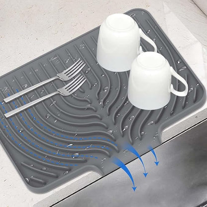 Silicone Sponge Holder for Kitchen Sink With Drain Spout, Self Draining, Kitchen Soap Tray, Bathroom Organizer, Sink Caddy, Perfect for Dispenser, Scrubber, Bottle, Cup on Counter (Gray, 15×10)