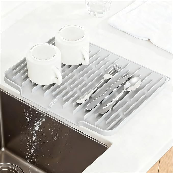 Silicone Kitchen Countertop Dish Drying Mat with Water Collection Tray Non-Slip Pad(Light Gris )