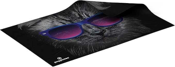 GOGGLESOC Swipeout – Microfiber Lens Cleaning Cloth for Ski & Snowboard Goggles – Reusable, Washable, Eco-Friendly