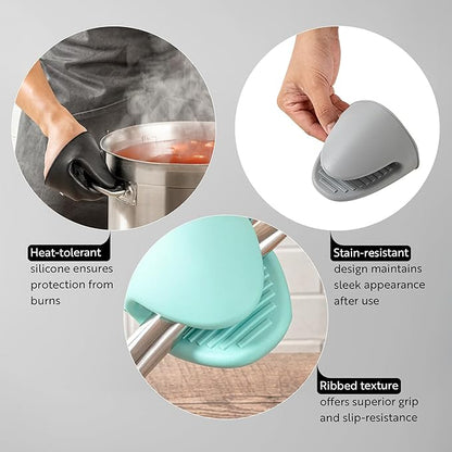 Restaurantware Comfy Grip 4.3 x 3.5 x 4.2 Inch Mini Oven Mitt Pot Holders 1 Food-Grade Finger Mitt Set - 2-Piece Set Oven-Ready Up To 446F Black Silicone Pinch Mitts Ribbed Texture Dishwashable