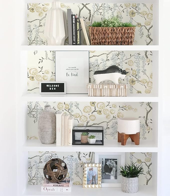 Orainege Peel and Stick Wallpaper Vintage Floral Contact Paper 17.7in x 196.8in Beige Floral Wallpaper Peel and Stick Removable Wall Paper for Bathroom Waterproof