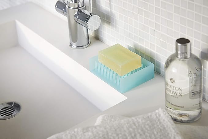 YAMAZAKI Home 2994 Float Self Draining Soap Tray, Blue