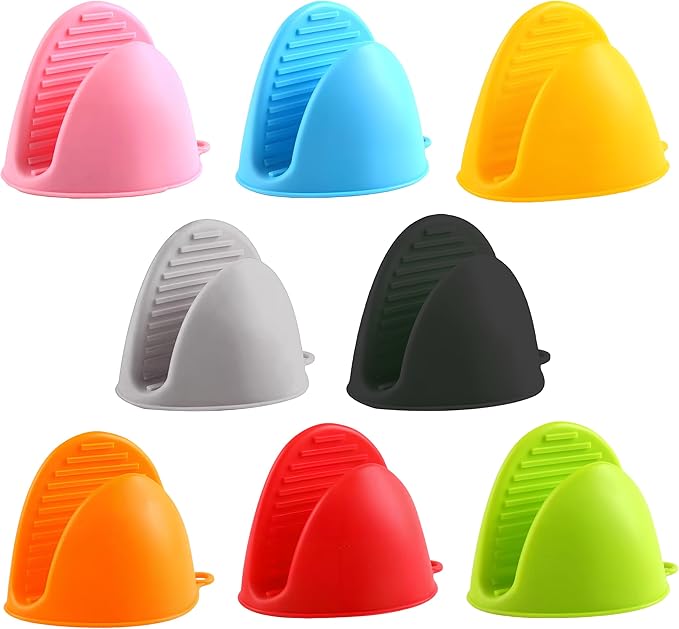 4 Pairs (Red, Green, Yellow, Blue), Mini silicone oven gloves, Mini Finger Protector Pot Holder for Kitchen,Cooking,Baking,BBQHeat Resistant Gloves，can be washed in the dishwasher