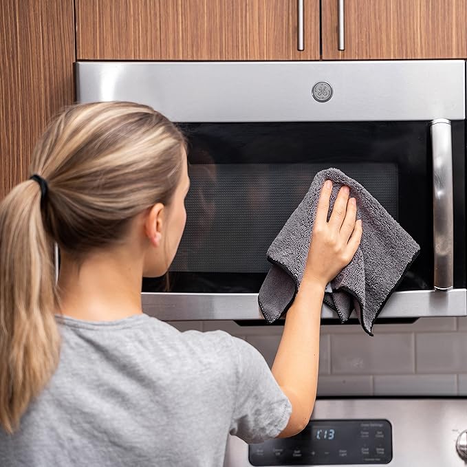 Life Miracle Nano Towels Minis - Amazing Eco Fabric That Cleans Virtually Any Surface with Only Water. Travel Size. No More Paper Towels Or Toxic Chemicals. 4-Pack (8x8, Green)