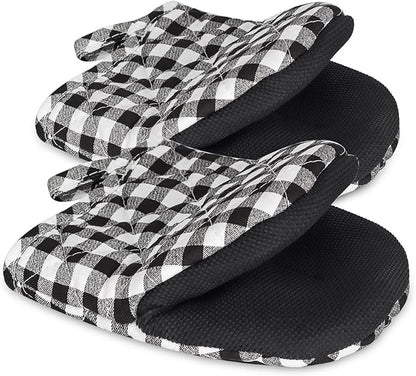 Short Oven Mitts, Heat Resistant 500°F, Silicone Grip Kitchen Gloves, Non-Slip for Baking, Grilling, BBQ, Machine Washable with Hanging Loop, 2-Pack Set, Black and White Plaid