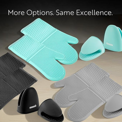Restaurantware 2-Piece Silicone Oven Mitts Set 1 Case of 13.98 x 7.28 x 1.57 Inches Cotton Lined Heat Resistant Gloves, Slip-Resistant Waterproof Oven Gloves, Black Cooking Mitts for Baking and BBQ