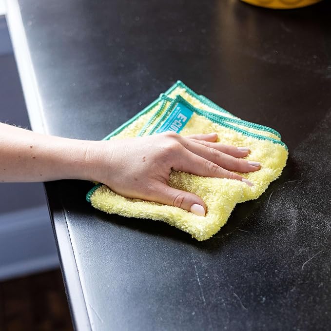 E-Cloth Essential Starter Pack - Microfiber Cleaning Cloth Kit, Window, Glass, & Kitchen Cleaning Towels, Washing up Pad, Streak Free & Shiny Finish, Cleans with Just Water, Machine Washable, Reusable