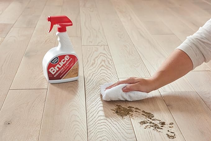 Bruce Hardwood & Laminate Floor Cleaner 32 oz Fast Drying and Residue Free