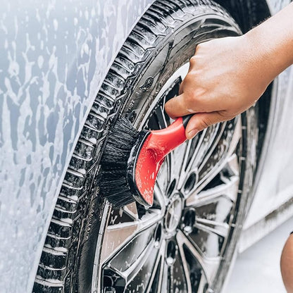 Maxshine Universal Soft Grip Heavy Duty Brush | Ergonomic Short Handle, Anti-Slip Grip, Scratch-Resistant Bumper | Stiff Bristles for Tires, Carpets & Tough Surfaces | Auto, Boat & Marine Detailing