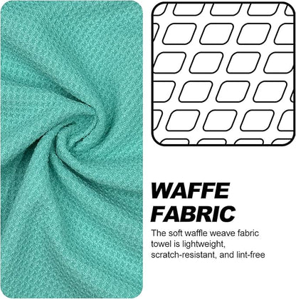 Small Magnetic Golf Towel with Clip, Microfiber Waffle Design - Industrial Strength Magnet for Glof Balls, Golf Bags, Carts Clubs - Green