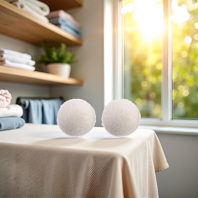 2 pcs White no Pattern Reusable Wool Dryer Balls Fabric Softener Ball Wool Laundry Ball Reducing Clothing Wrinkles,Saving Drying Time and Fabric Fluffier Dryer Balls Laundry