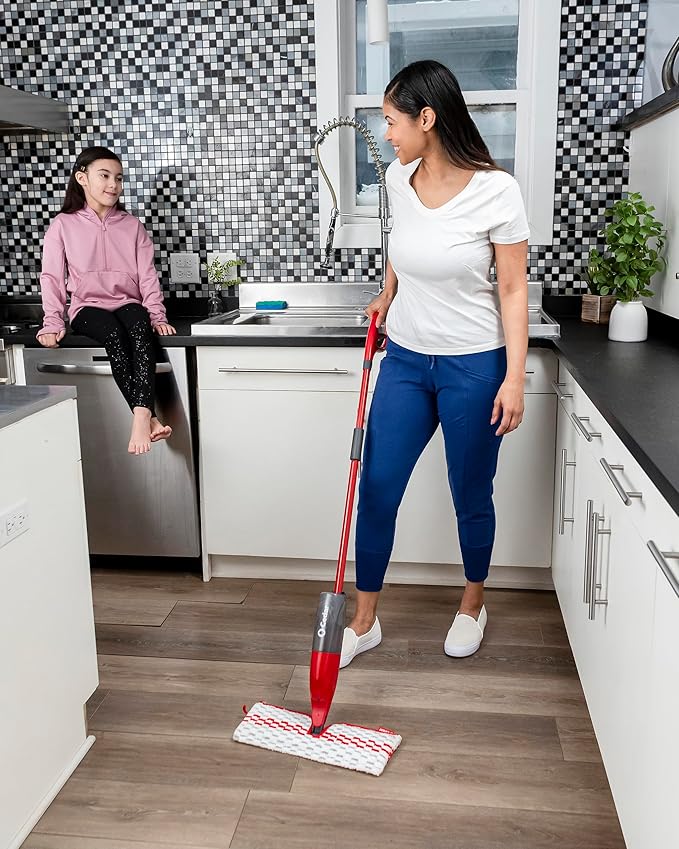 O-Cedar ProMist MAX Spray Mop, PMM with 3 Extra Refills, Red