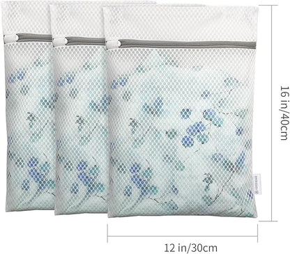 Honeycomb Mesh Laundry Bags For Delicates With Zipper,Washing Bag For Socks, Small Laundry Bag For Delicates, Underwear, Tshirts, Swimsuit, Baby Clothes, Lingerie Bag For Socks (12"x16" 3pcs)